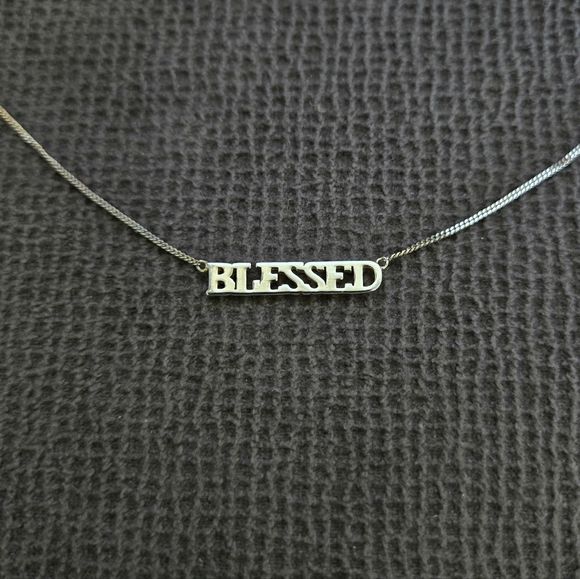 Mia Sarine Gold💛 Stationary "BLESSED"😇 Necklace - NIB - Picture 4 of 11